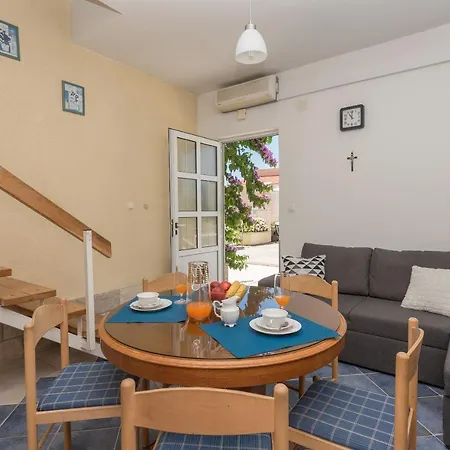 With Parking Space Tucepi, Makarska - 6856