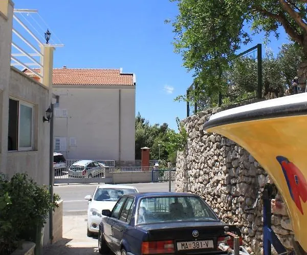 Διαμέρισμα With Parking Space Tucepi, Makarska - 6856 Tučepi